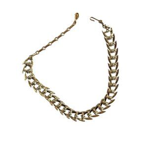 Vintage Coro‎ Gold-Tone Leaf Link Necklace 16 Inches Retro Style Statement Piece
